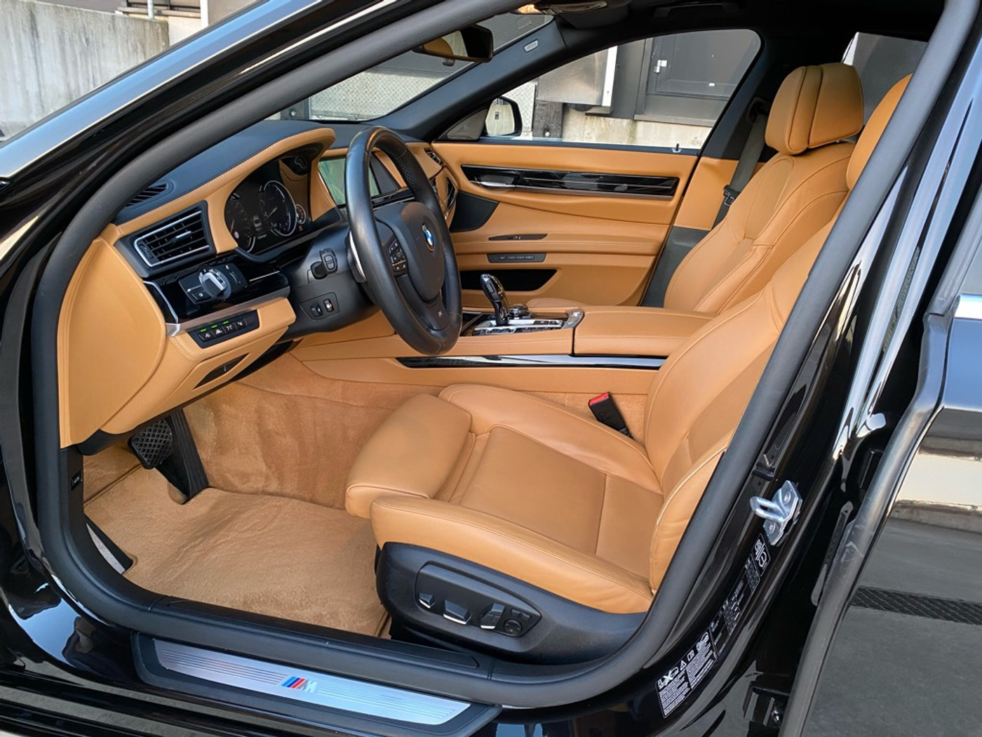 Foto van BMW 750i xDrive