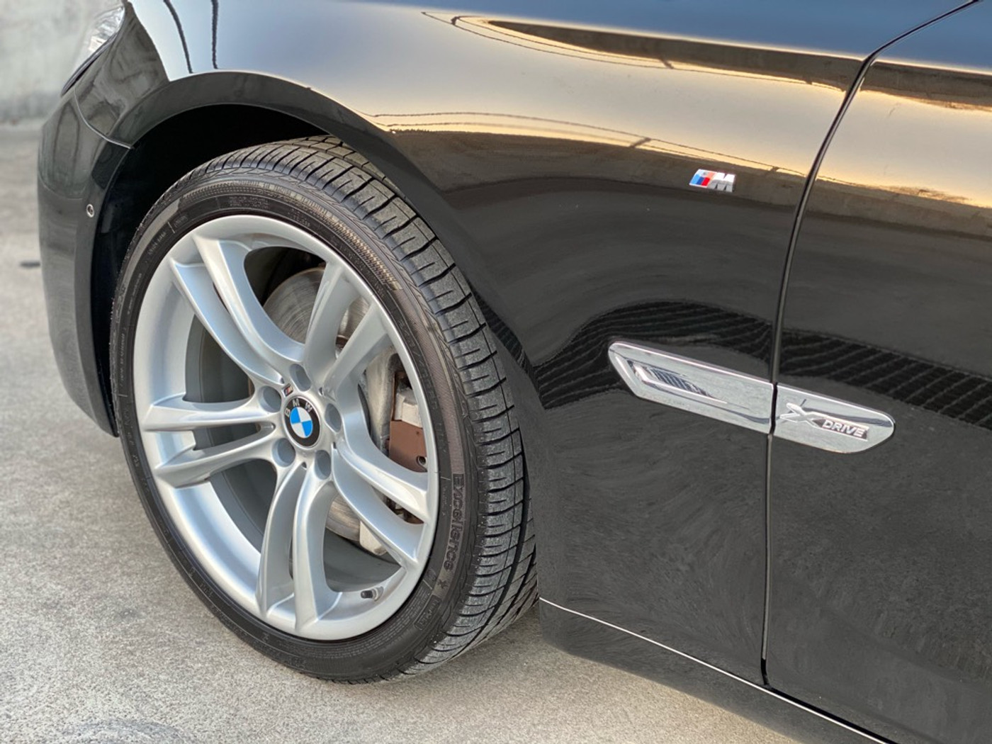 Foto van BMW 750i xDrive