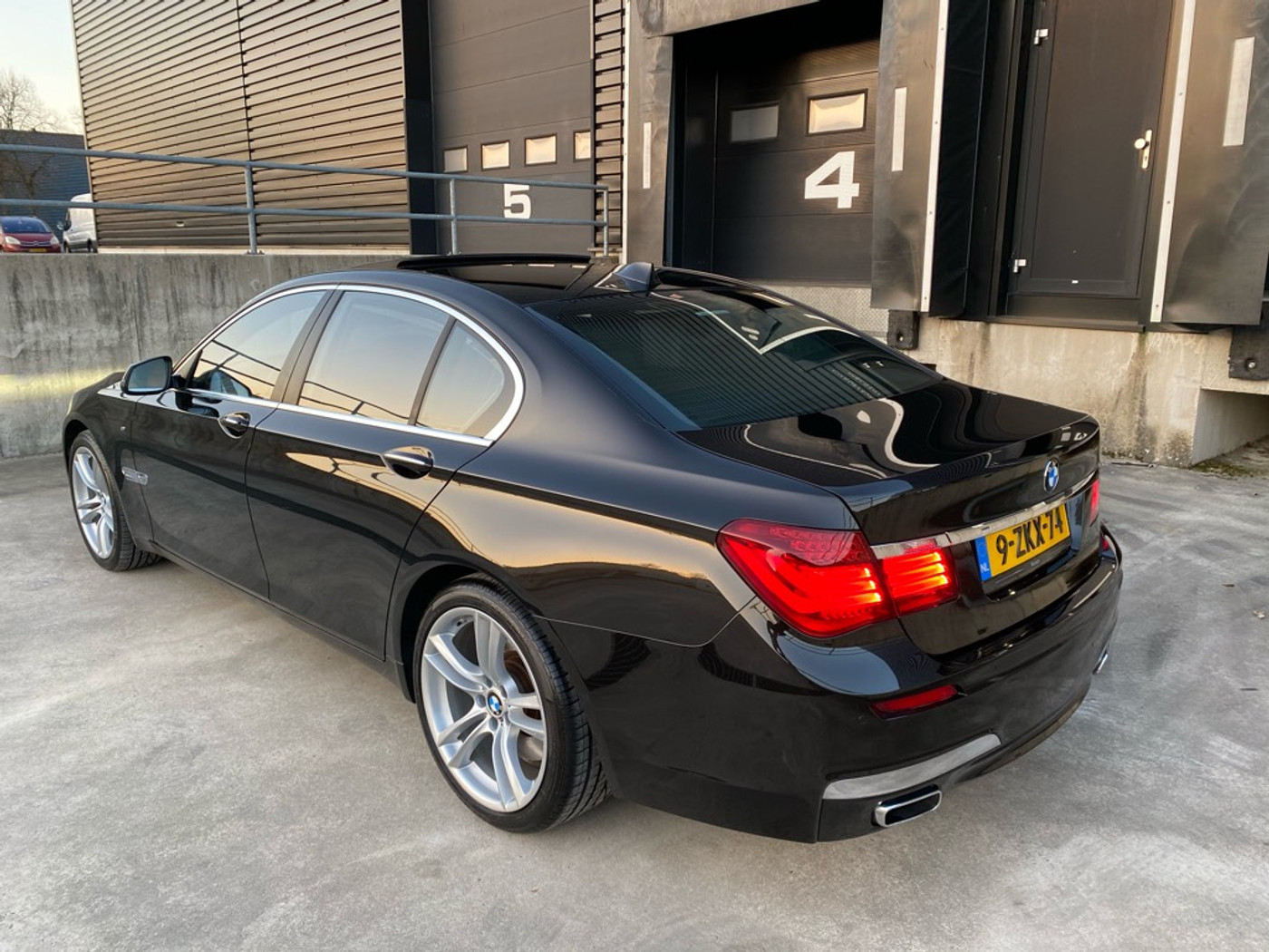 Foto van BMW 750i xDrive