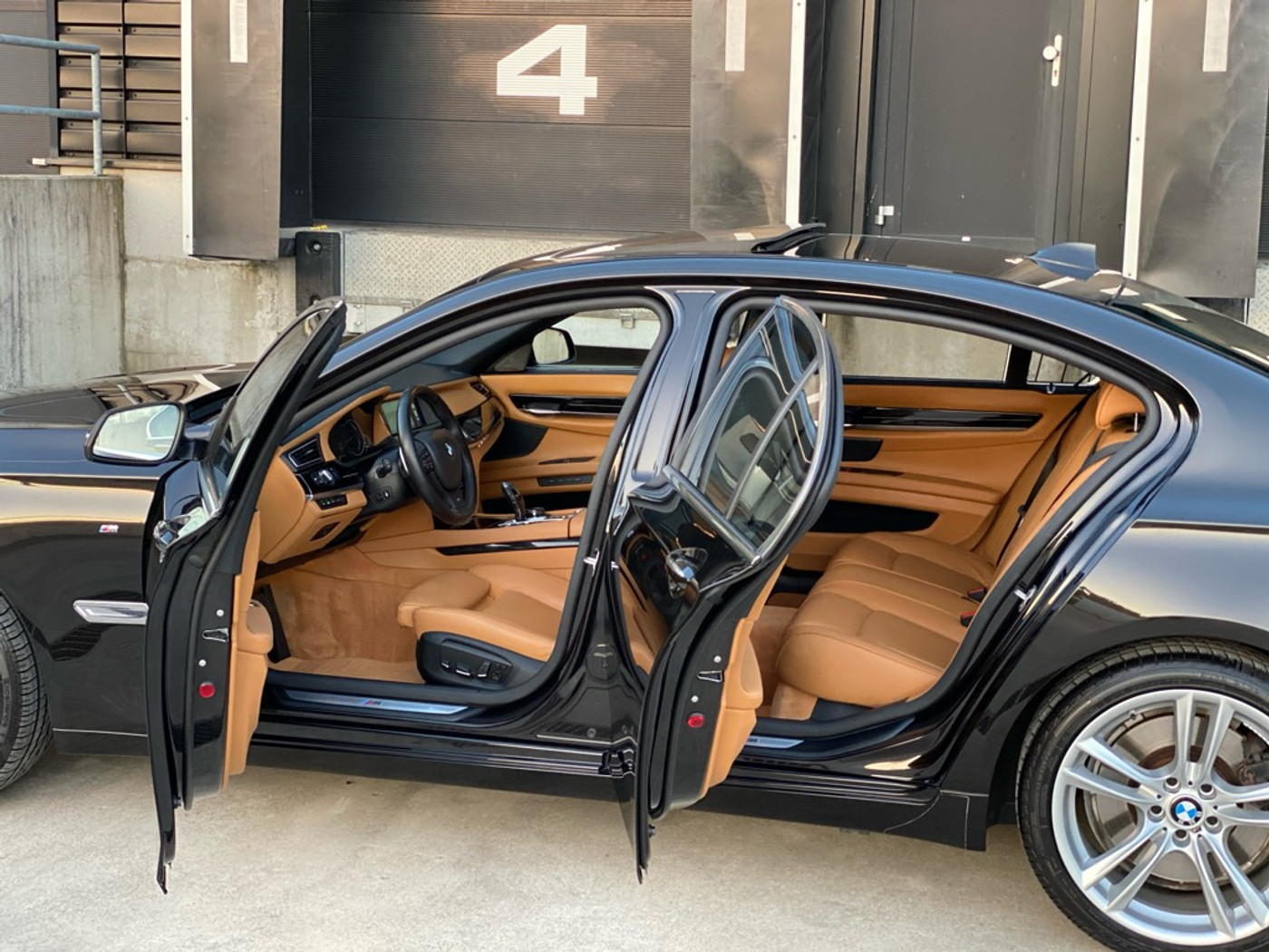 Foto van BMW 750i xDrive