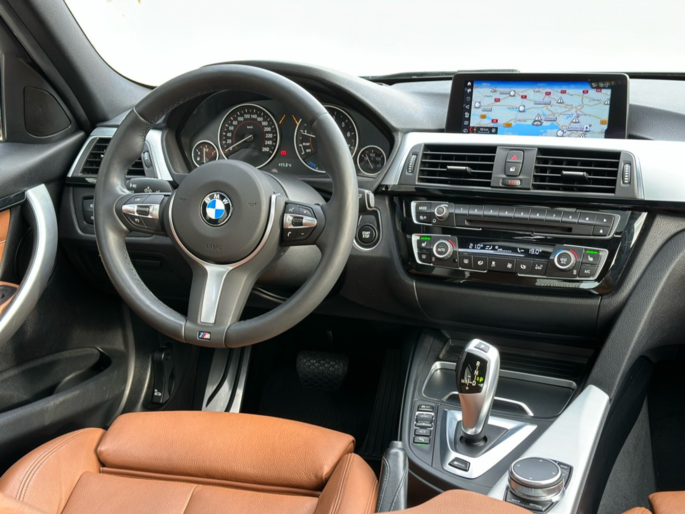 Foto van BMW 330e