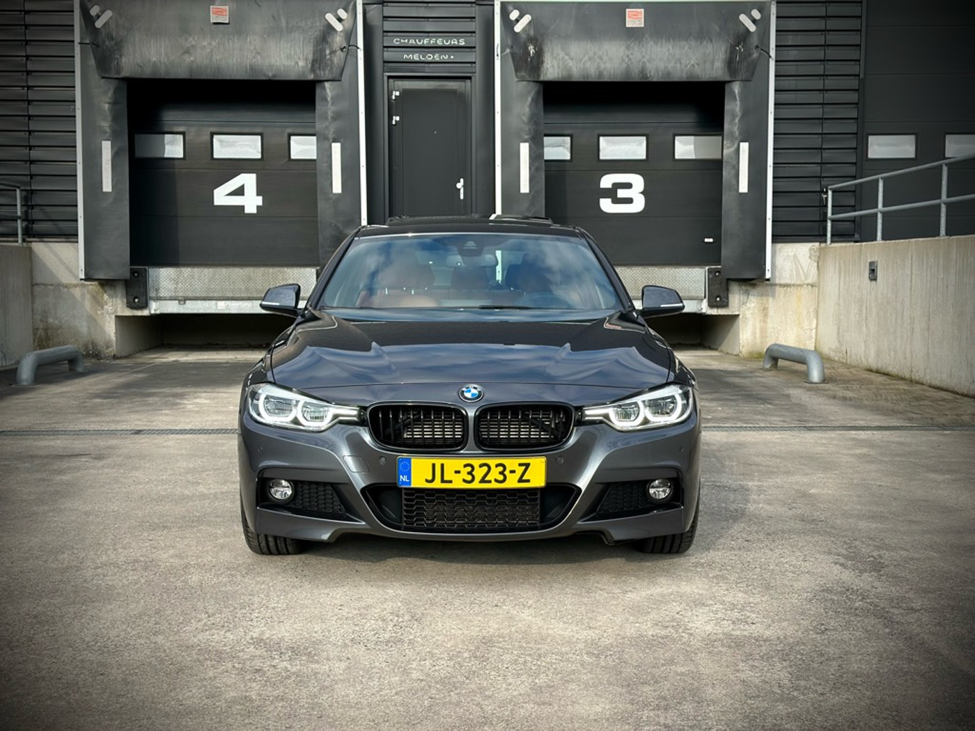 Foto van BMW 330e
