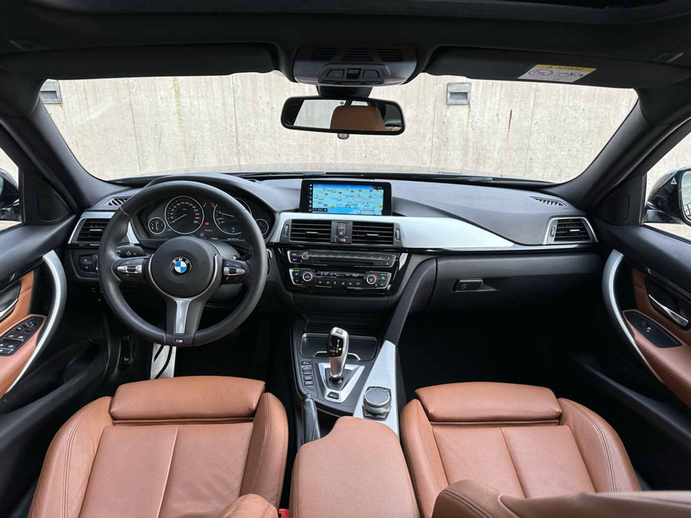 Foto van BMW 330e