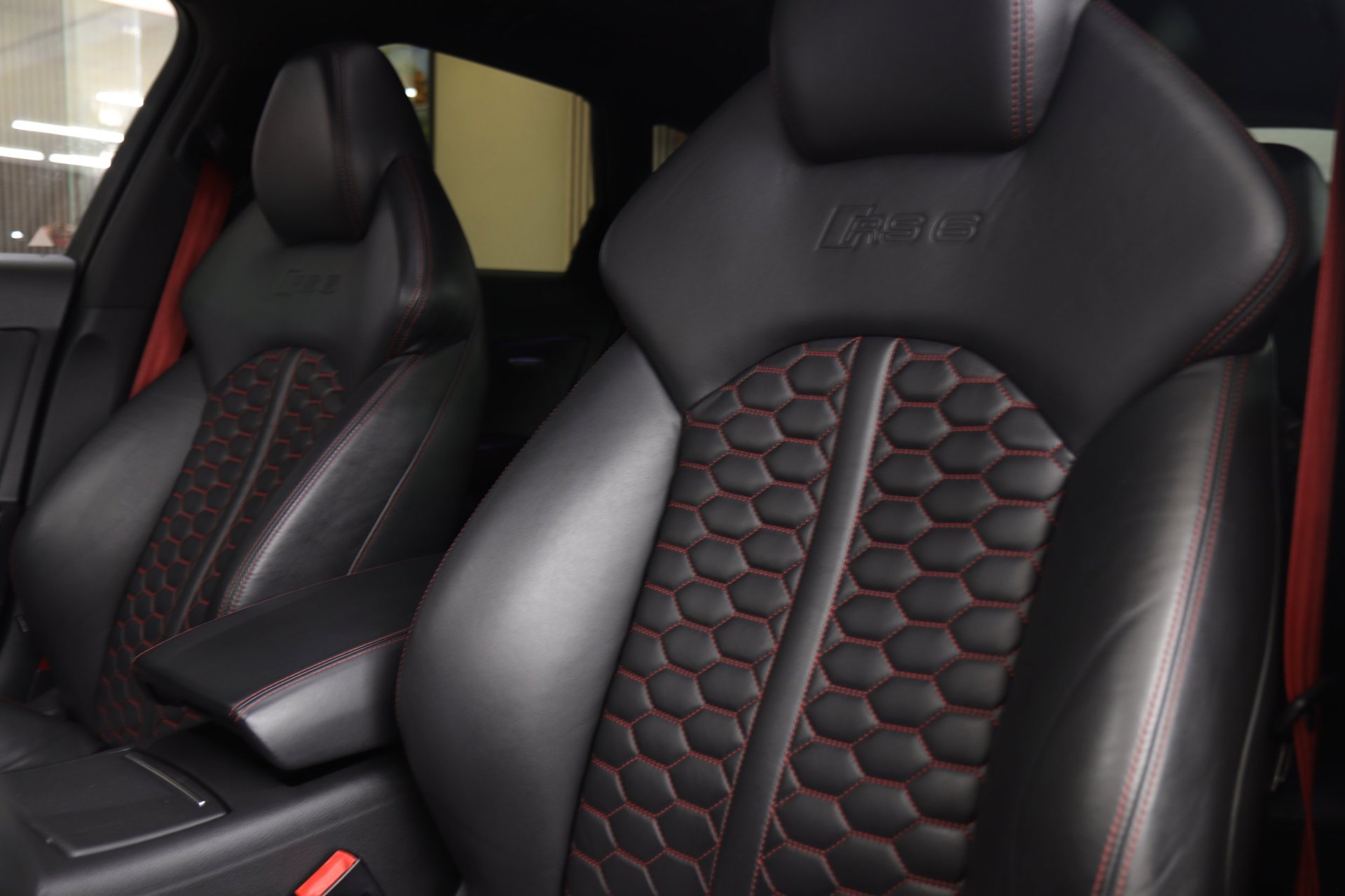 Foto van Audi RS 6 Avant