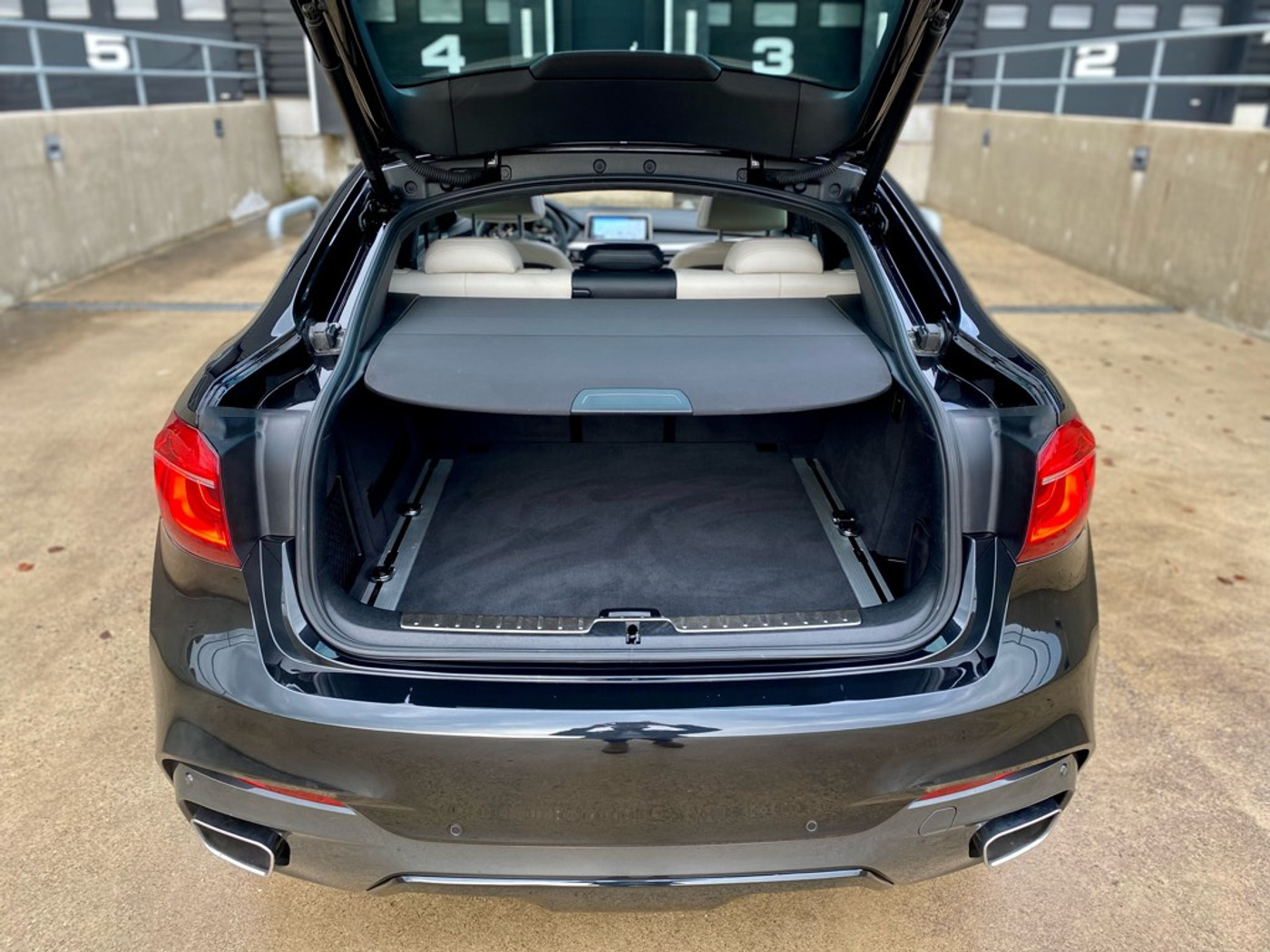 Foto van BMW X6 Xdrive40d
