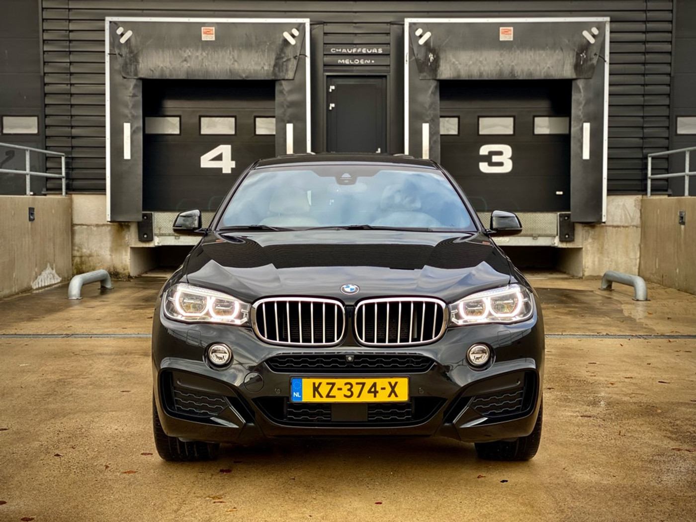Foto van BMW X6 Xdrive40d