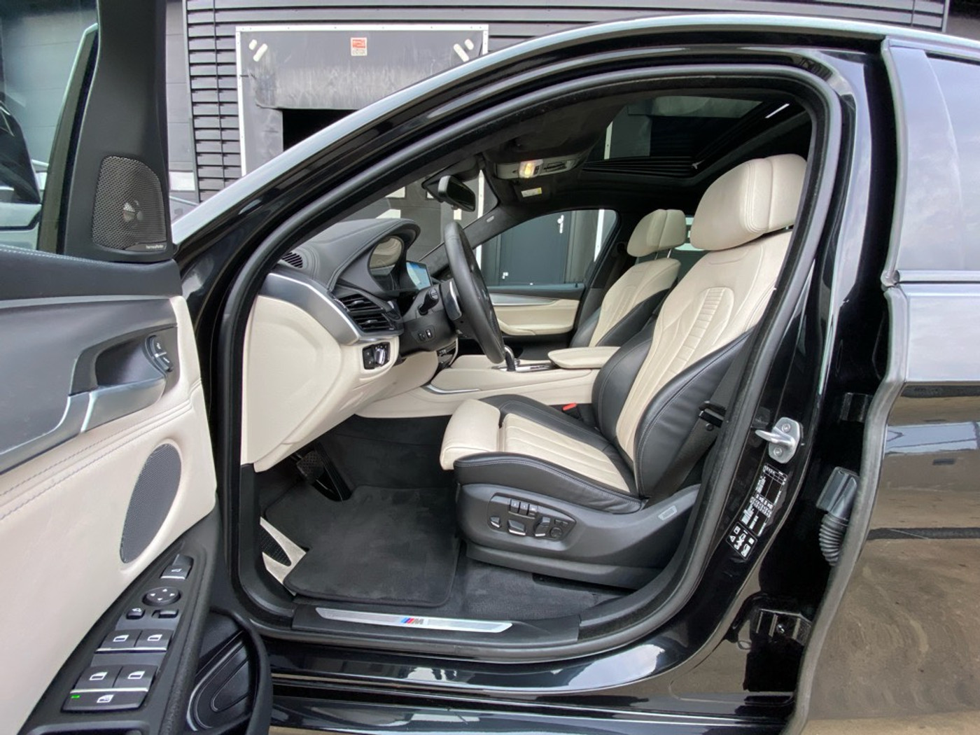 Foto van BMW X6 Xdrive40d