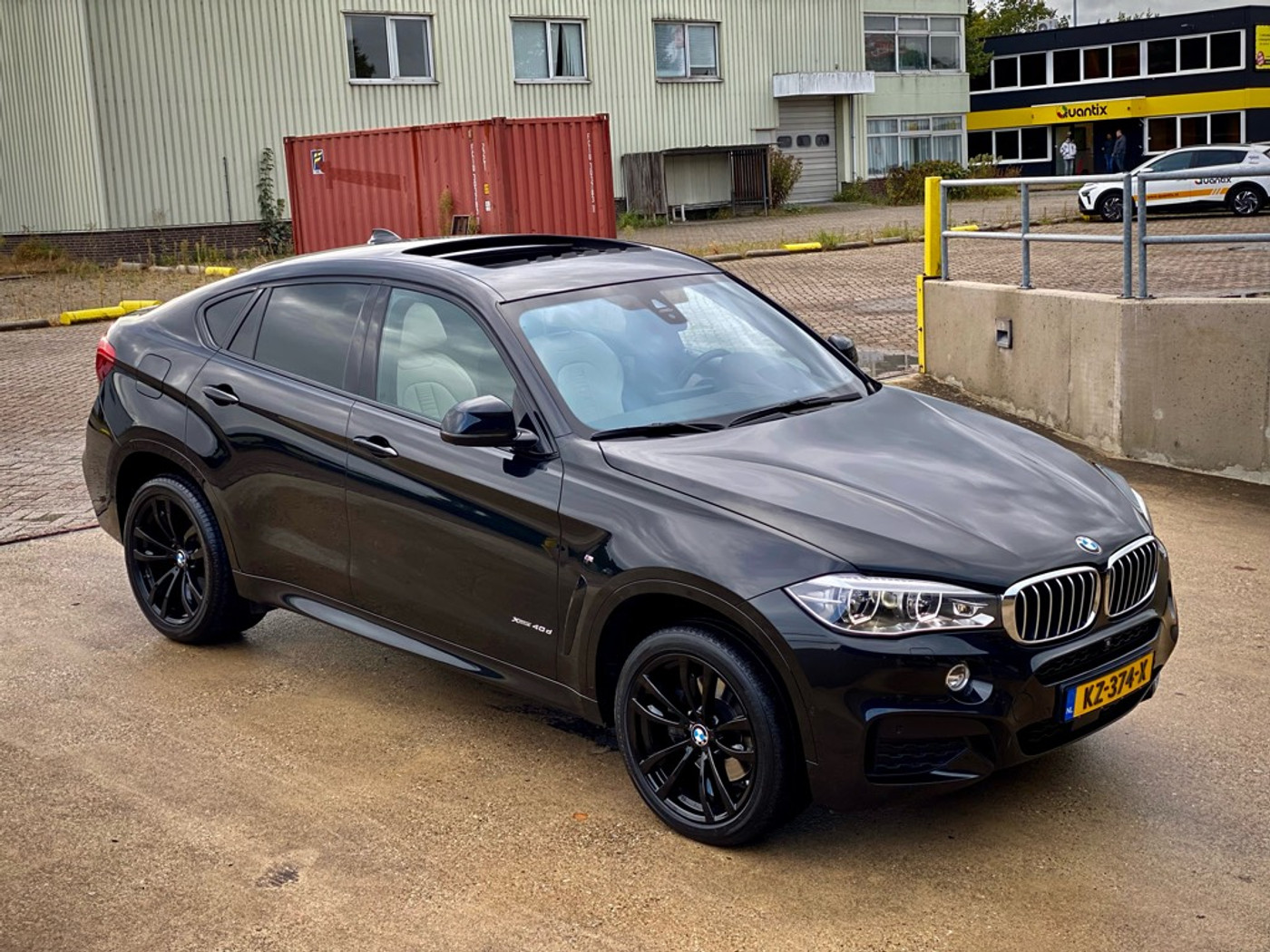 Foto van BMW X6 Xdrive40d