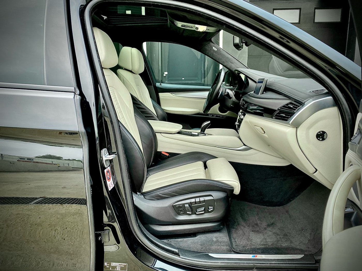 Foto van BMW X6 Xdrive40d