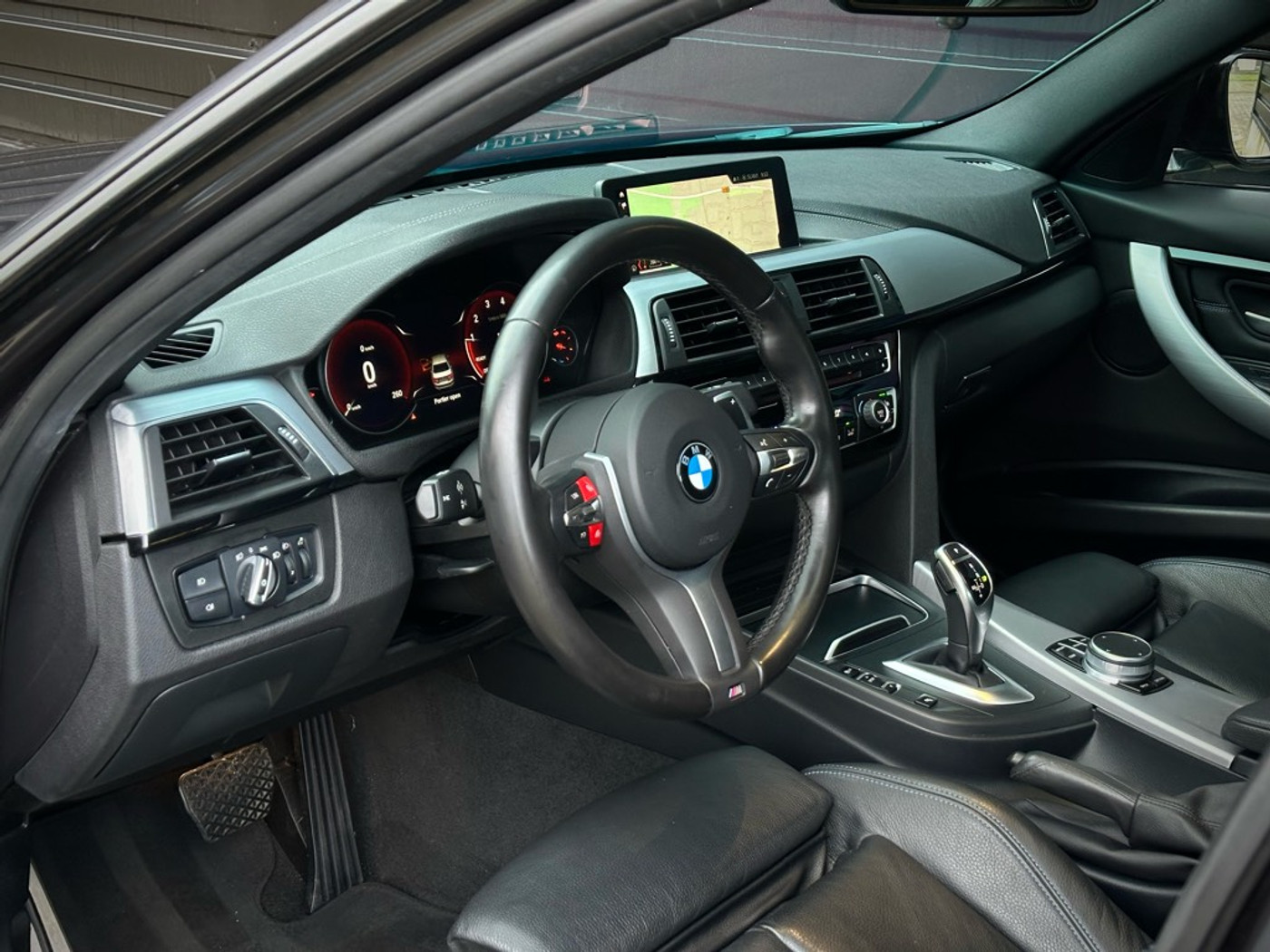 Foto van BMW 320i