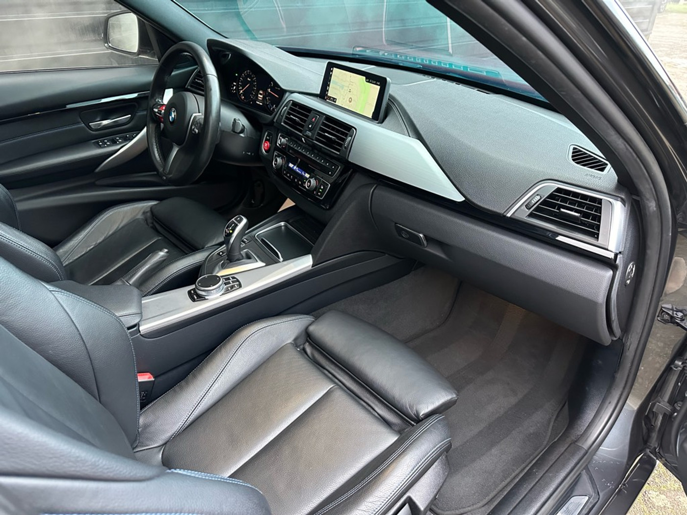 Foto van BMW 320i
