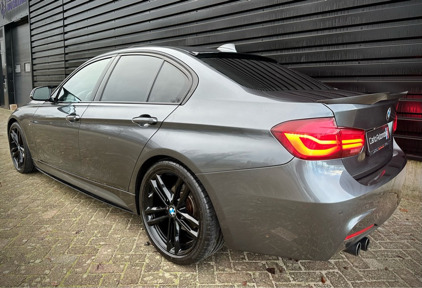 Foto van BMW 320i