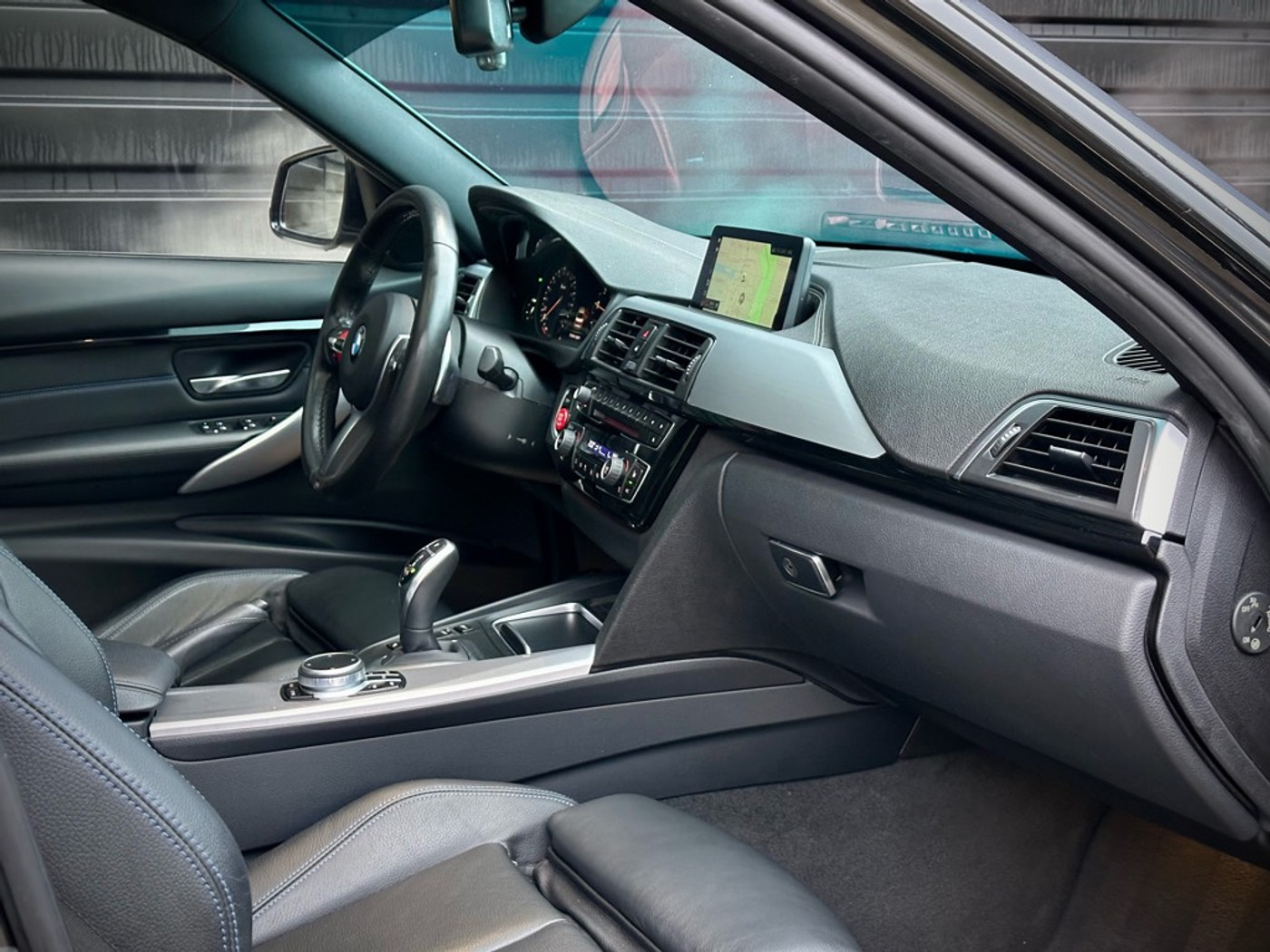 Foto van BMW 320i