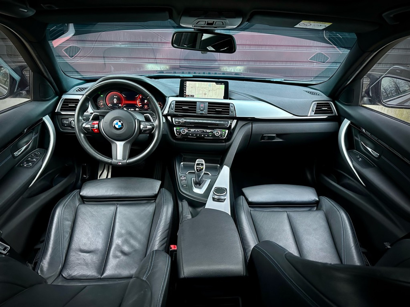 Foto van BMW 320i