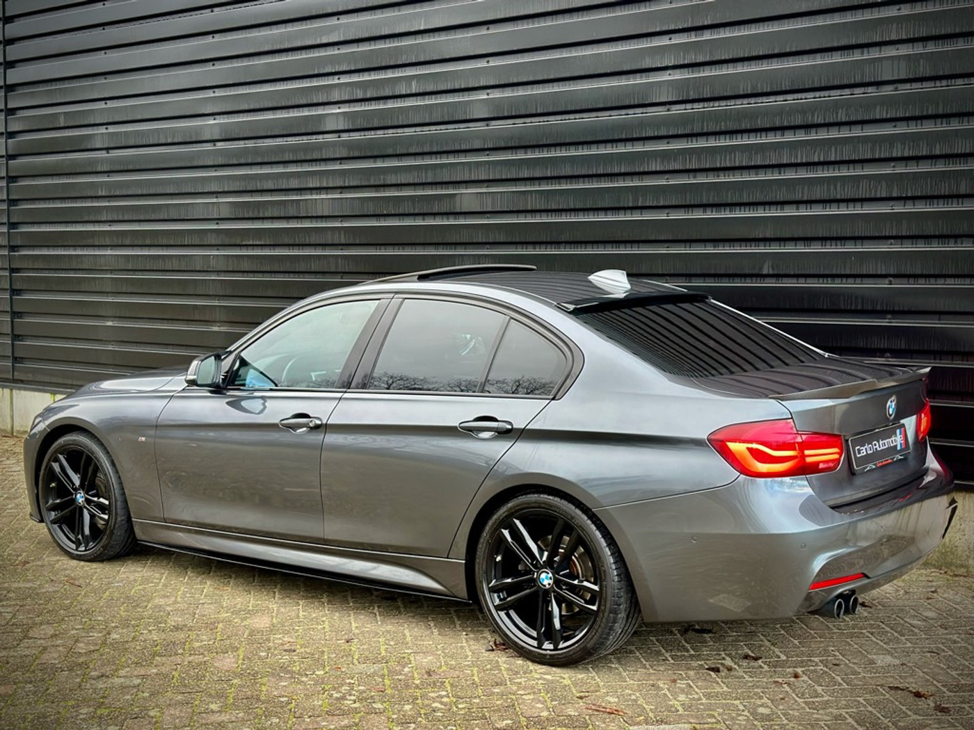 Foto van BMW 320i