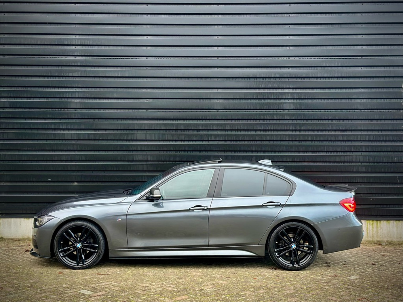 Foto van BMW 320i