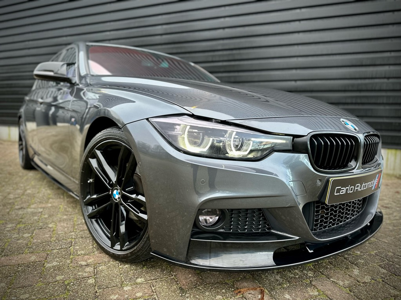 Foto van BMW 320i