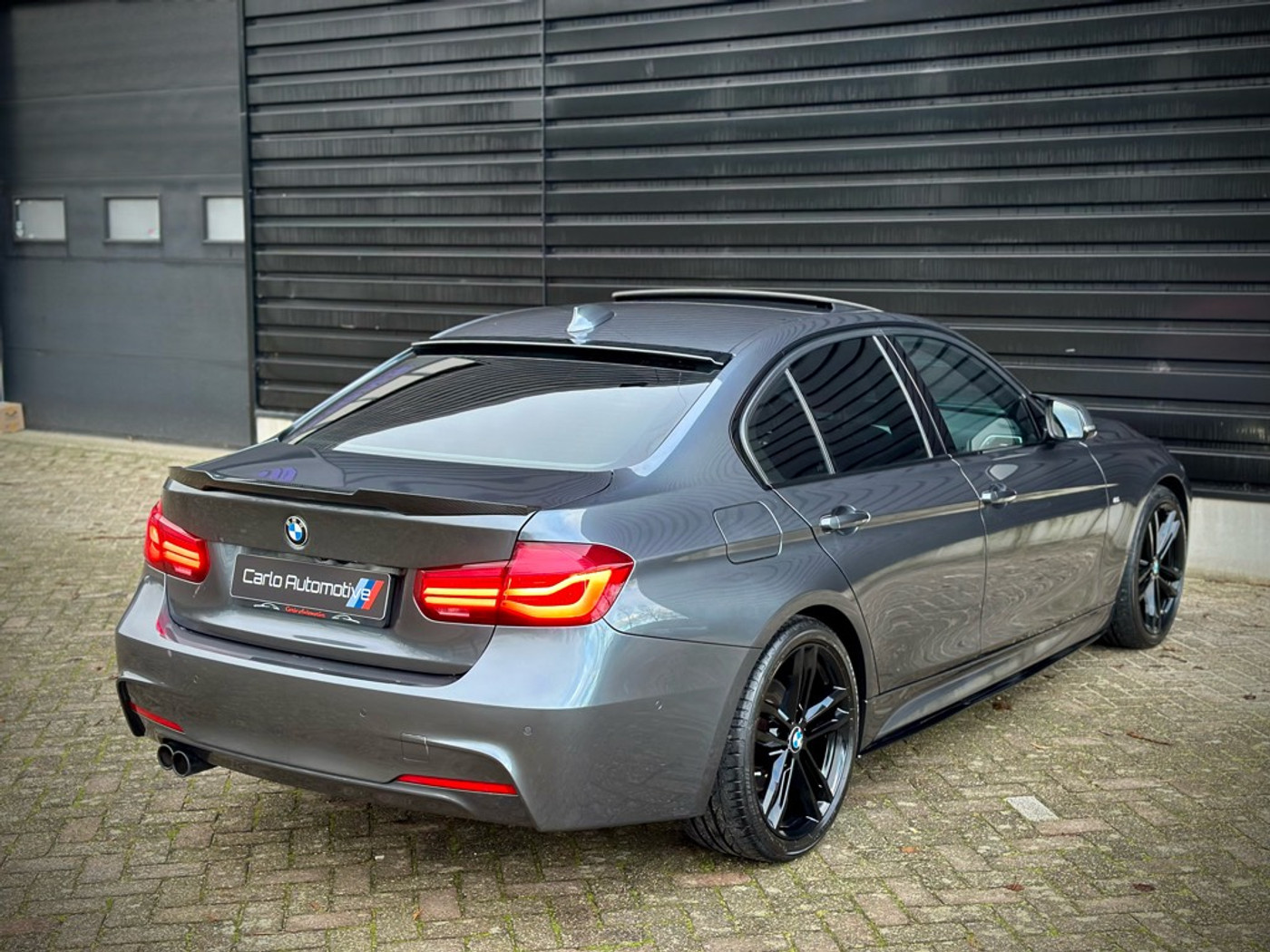 Foto van BMW 320i