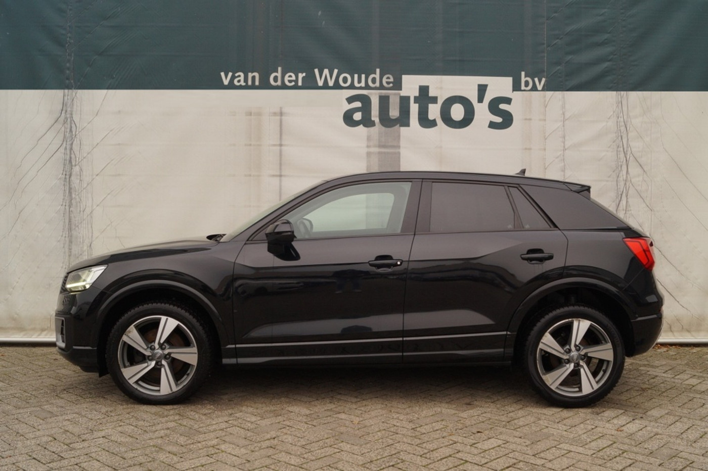 Audi Q2 1.6 TDI 115pk Design -NAVI-ECC-PDC- 2017 - voorkant