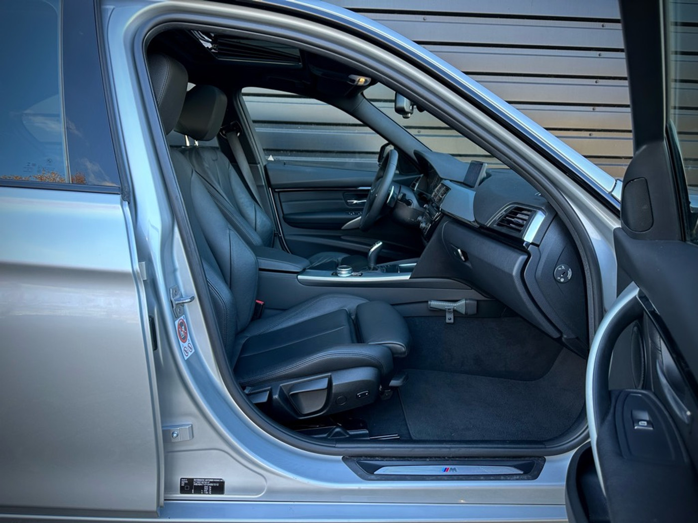 Foto van BMW 330i