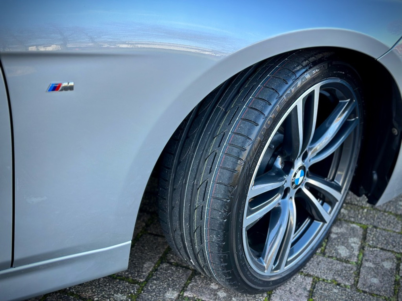 Foto van BMW 330i