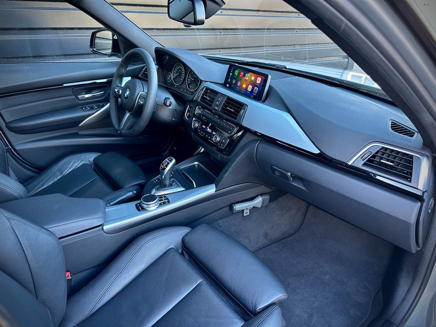 Foto van BMW 330i