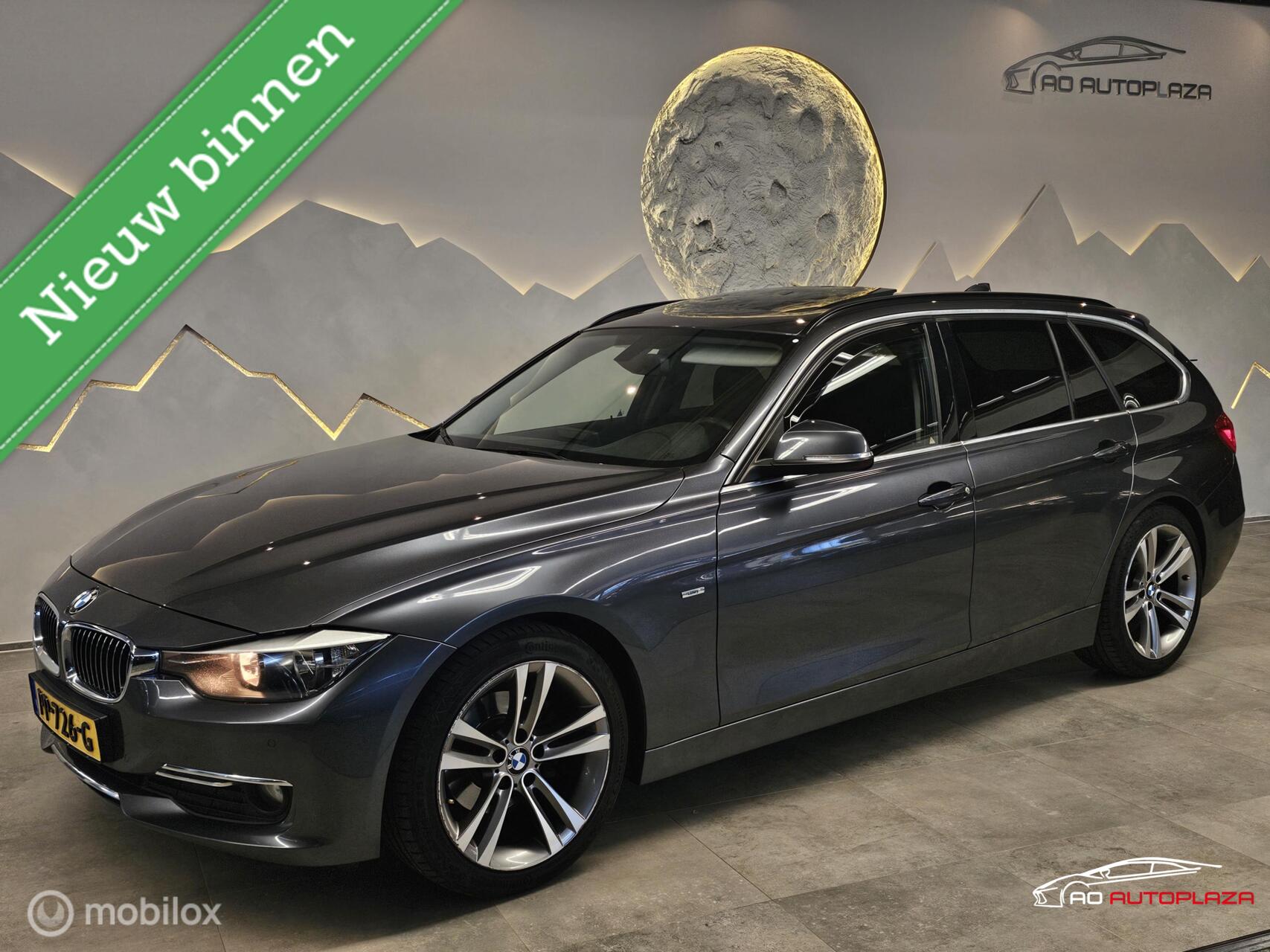BMW 320ed 320d Panorama/Harman Kardon/Keyless 2013 - voorkant