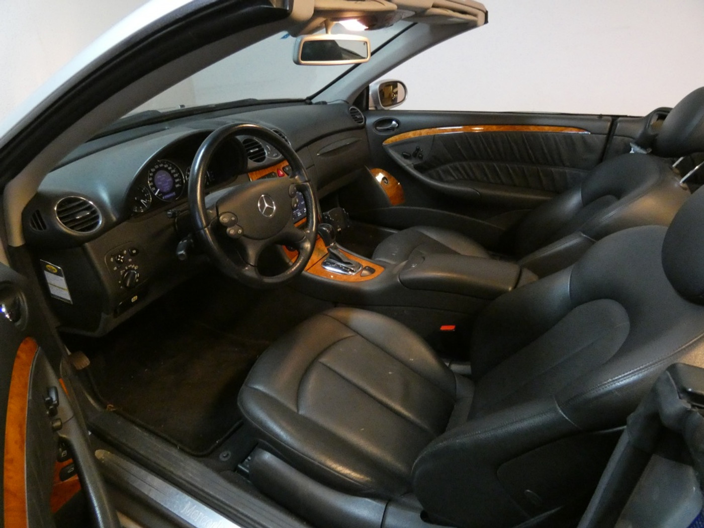 Foto van Mercedes-Benz CLK 320