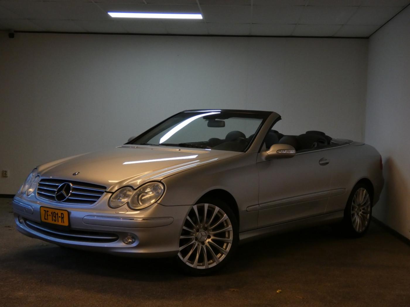Mercedes-Benz CLK 320 320 Avantgarde 2003 - voorkant