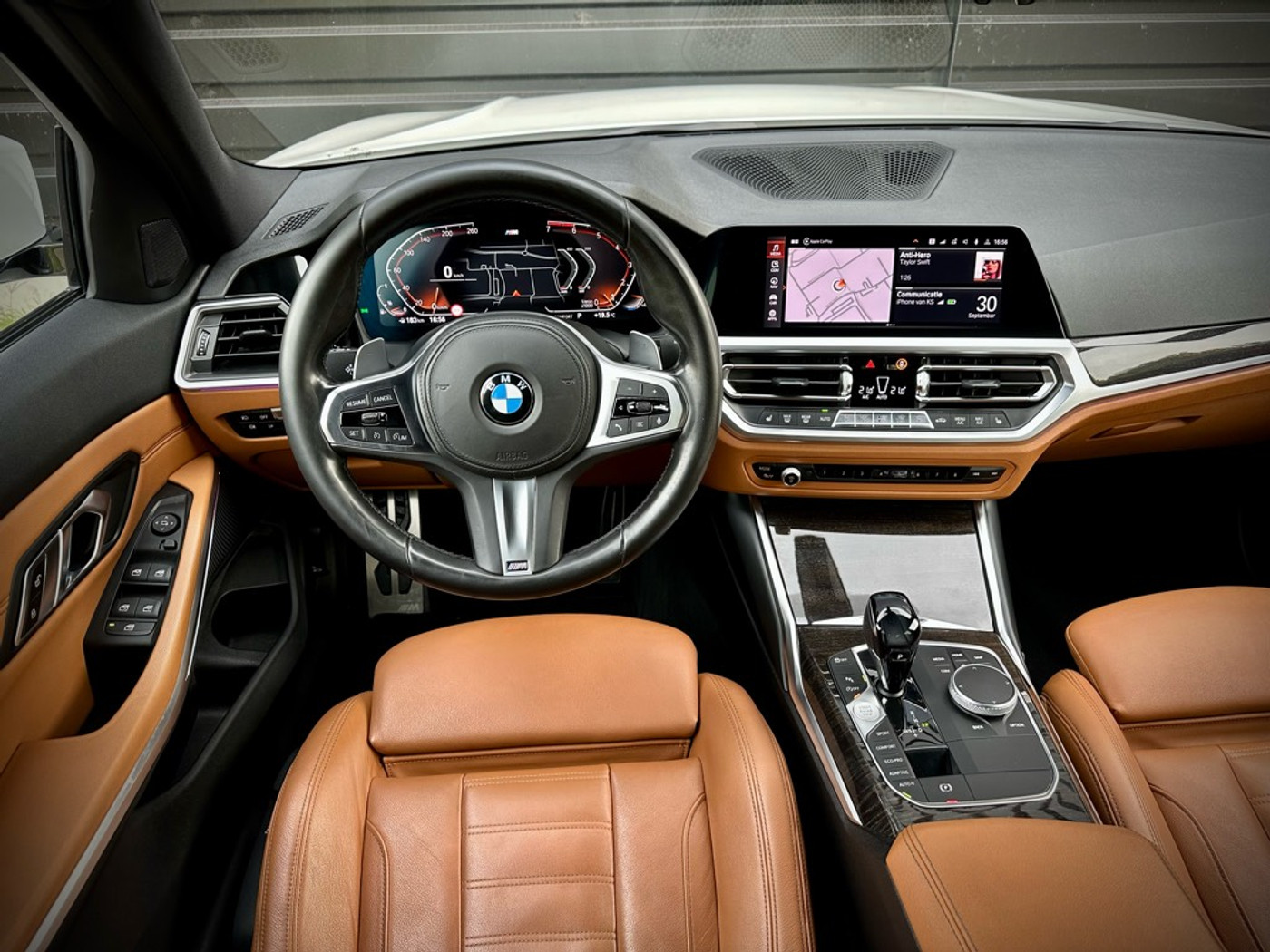 Foto van BMW 330i