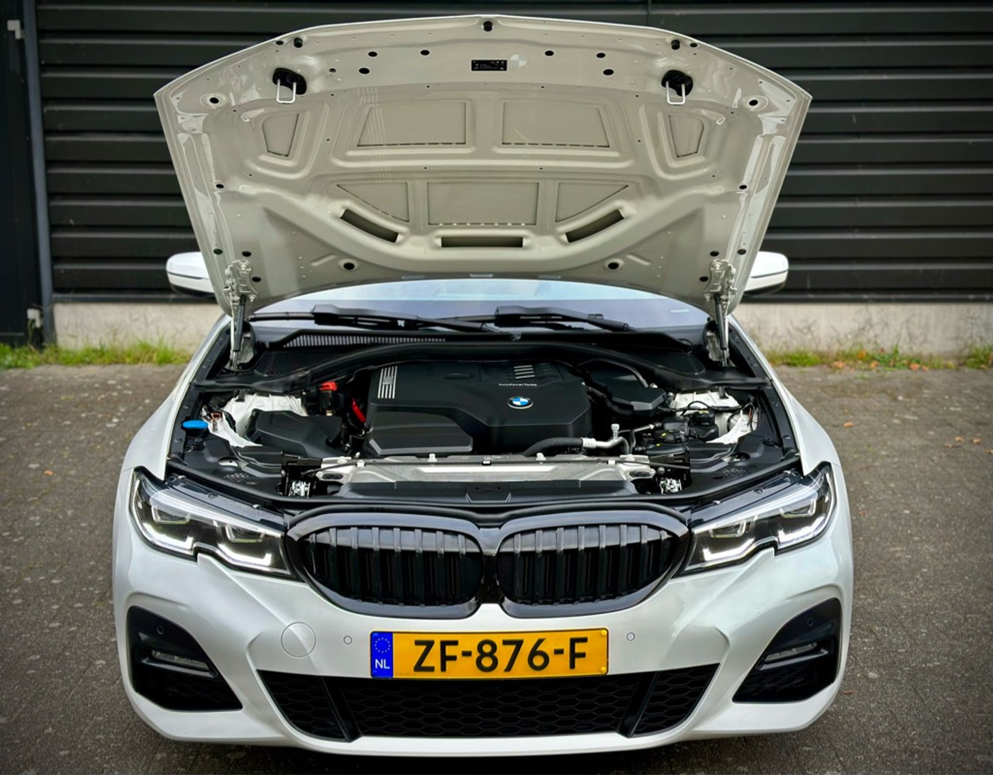 Foto van BMW 330i
