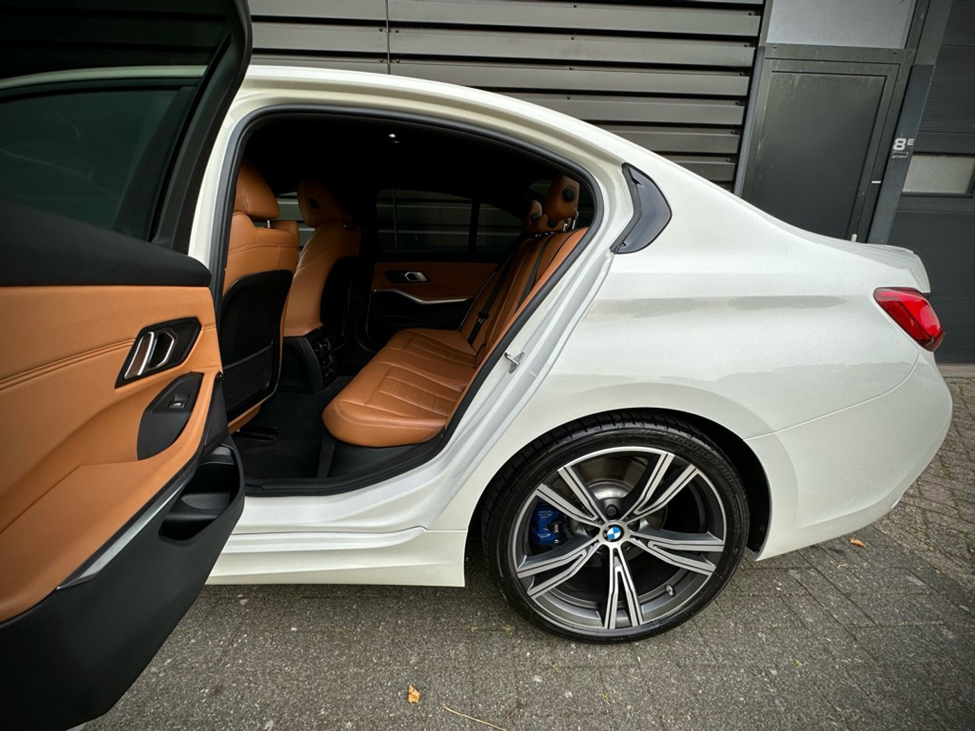 Foto van BMW 330i