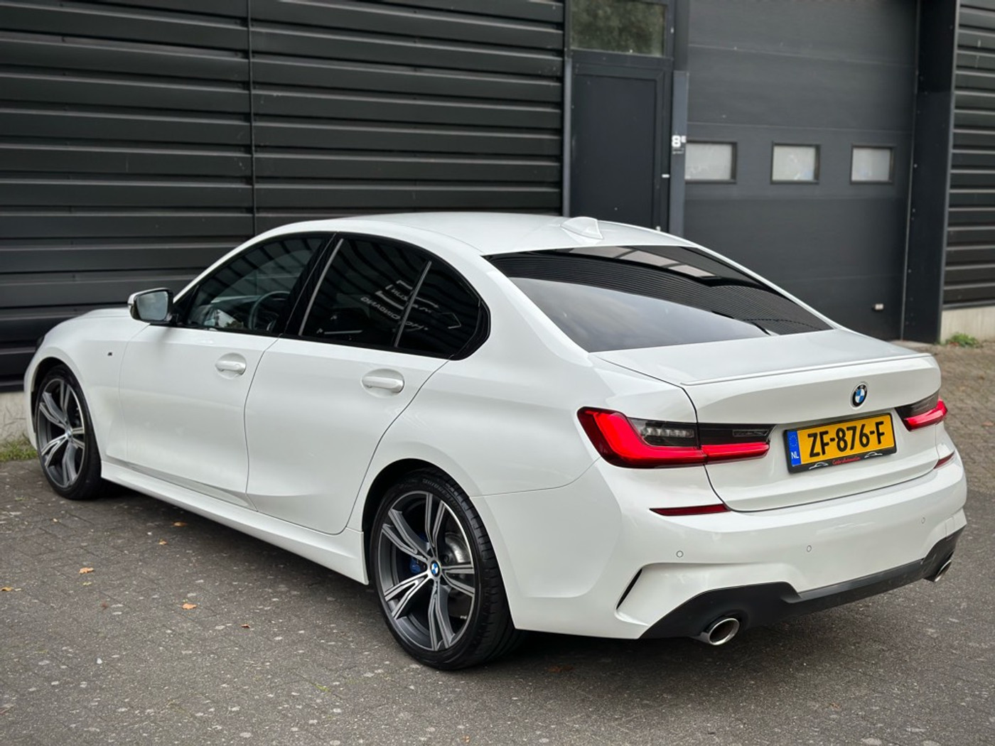 Foto van BMW 330i