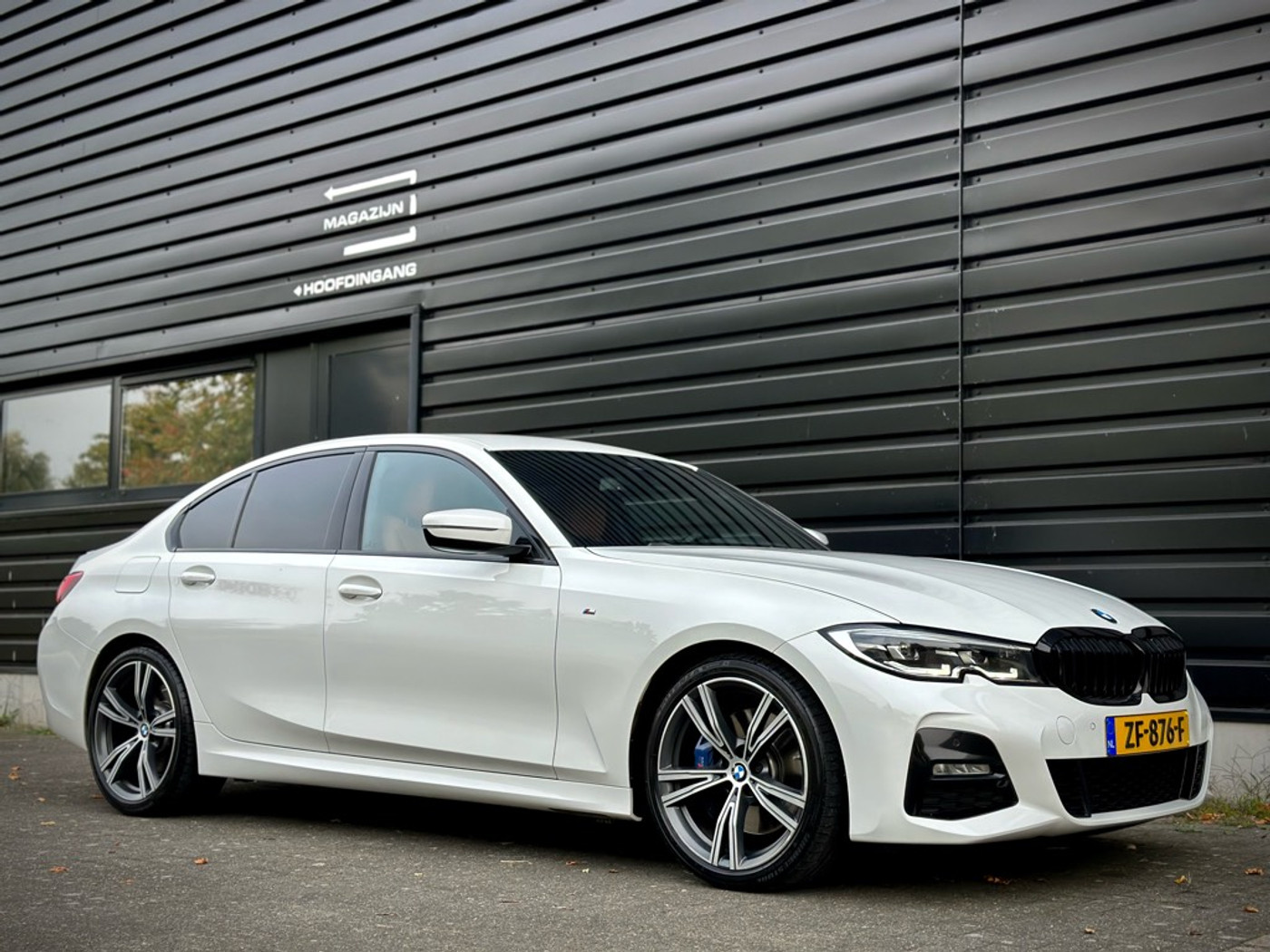Foto van BMW 330i
