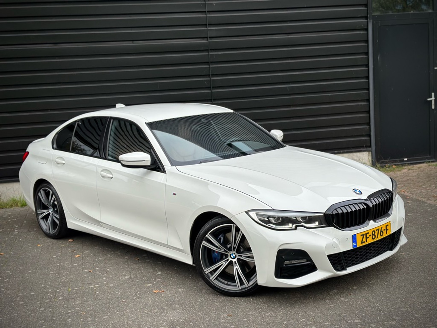 Foto van BMW 330i