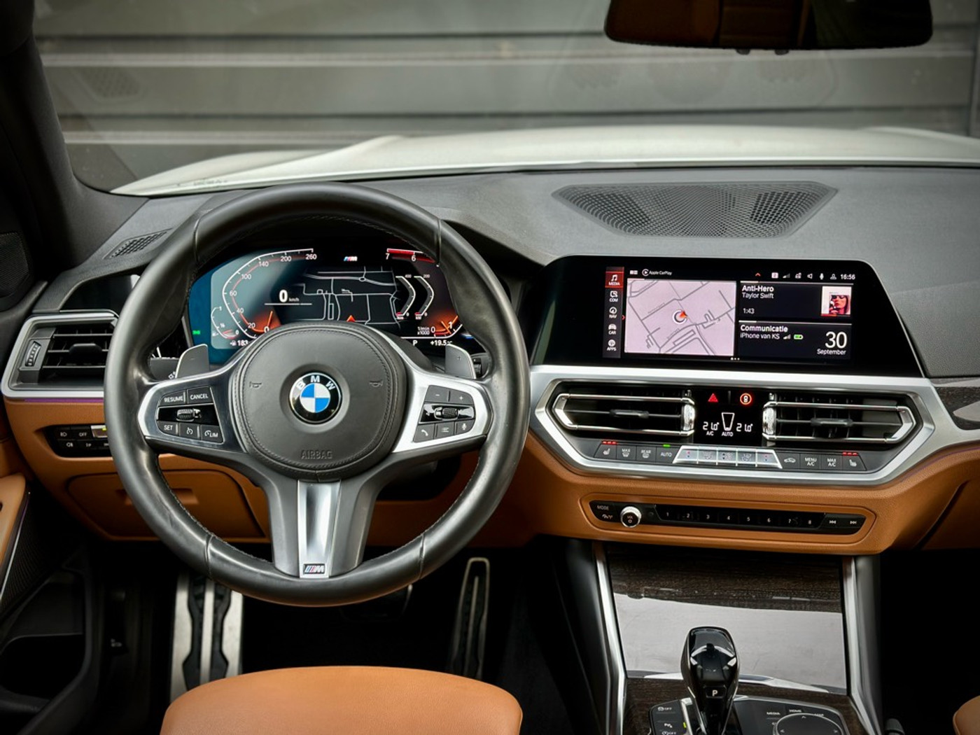 Foto van BMW 330i