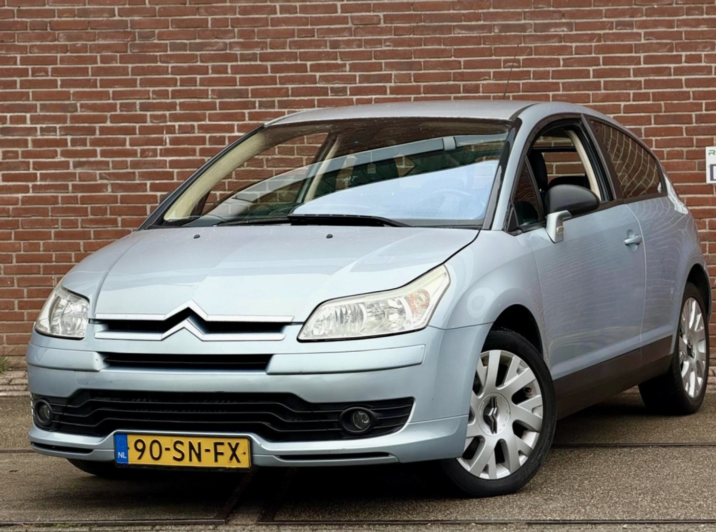 Citroen C4 1.6-16V VTR+ |Airco |Automaat |Clima | 2006 - voorkant