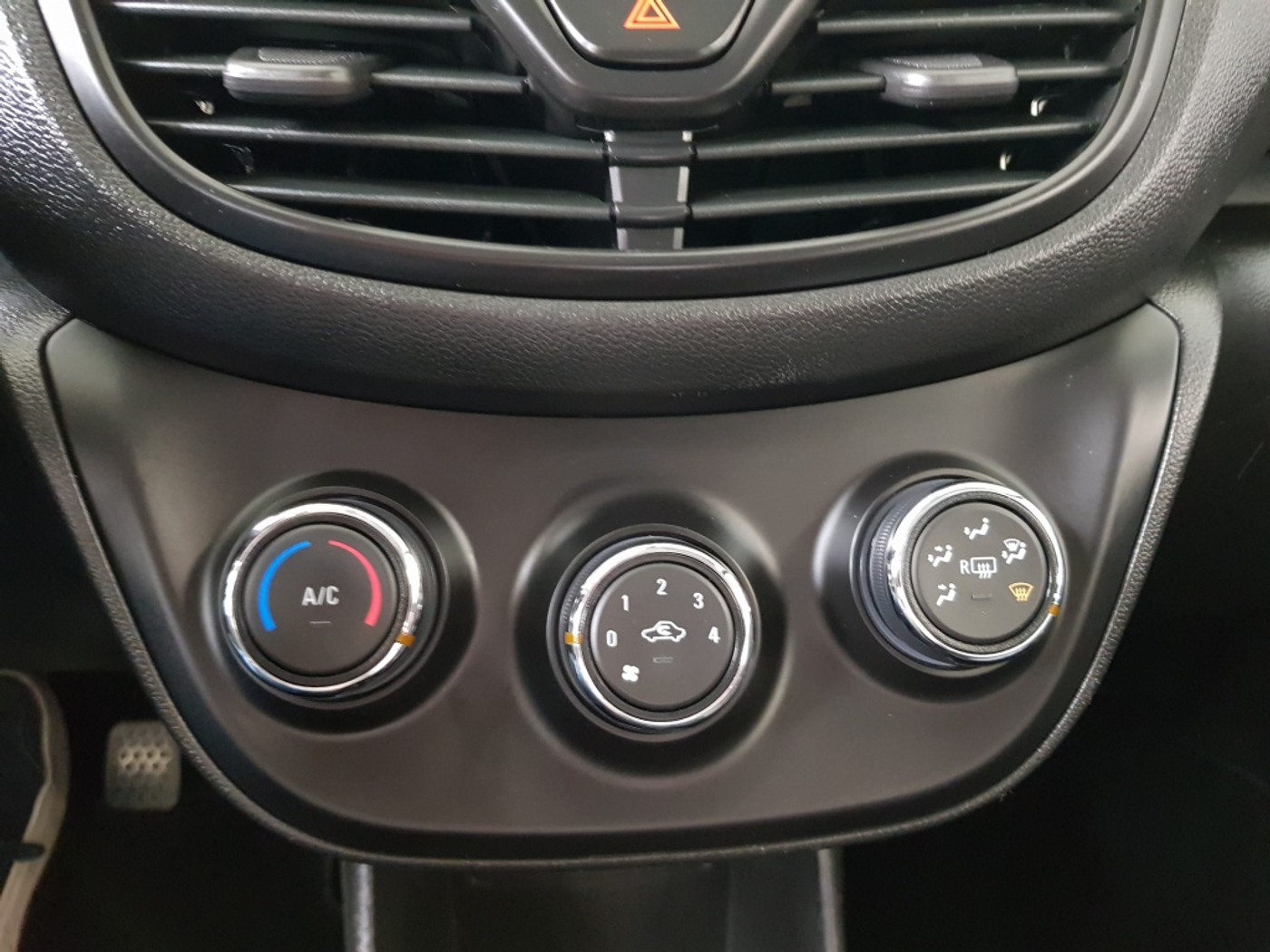 Foto van Opel Karl / Viva