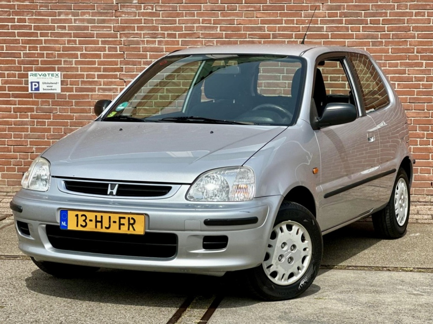 Honda Logo 1.3i |Stuurbkr |Nieuwe APK |NAP 2001 - voorkant