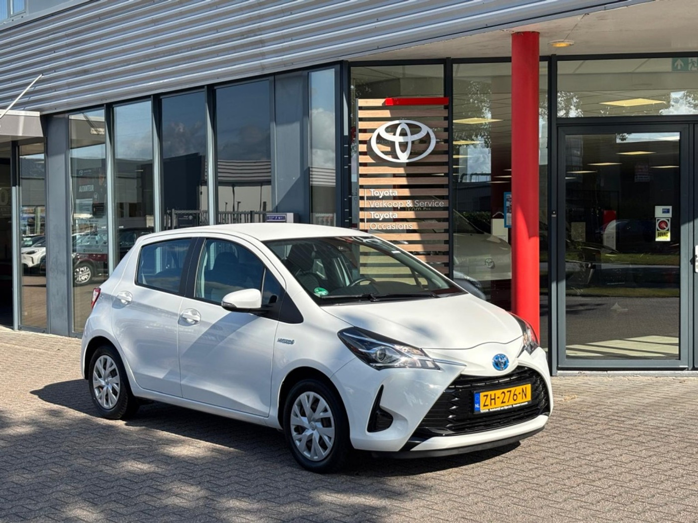 Toyota Toyota Yaris Hybrid 1.5 Hyb. Active | Automaat | A. camera | Climate | Lage km | BTW 2019 - voorkant