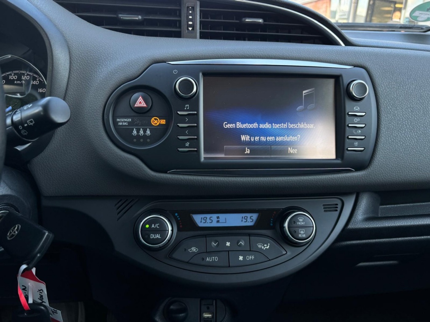 Foto van Toyota Toyota Yaris Hybrid