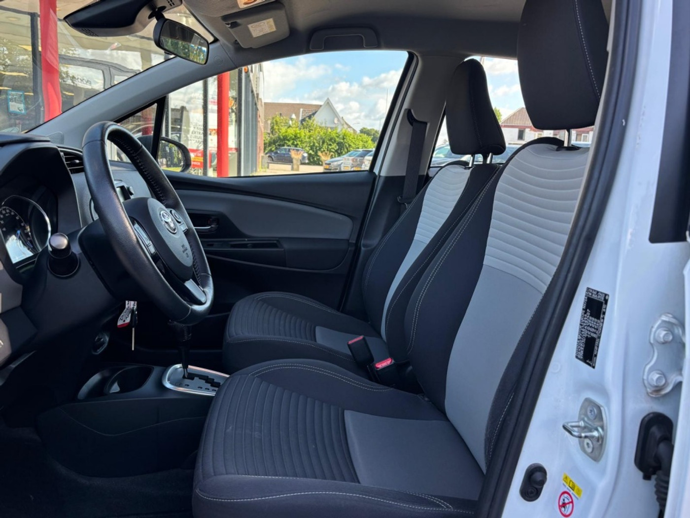 Foto van Toyota Toyota Yaris Hybrid