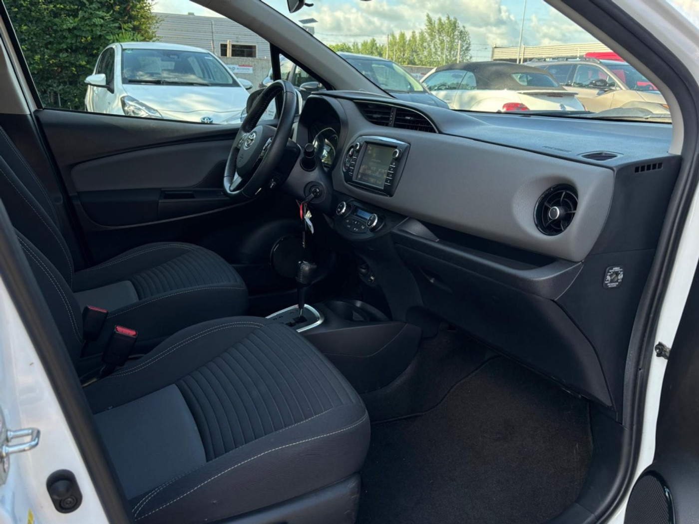 Foto van Toyota Toyota Yaris Hybrid