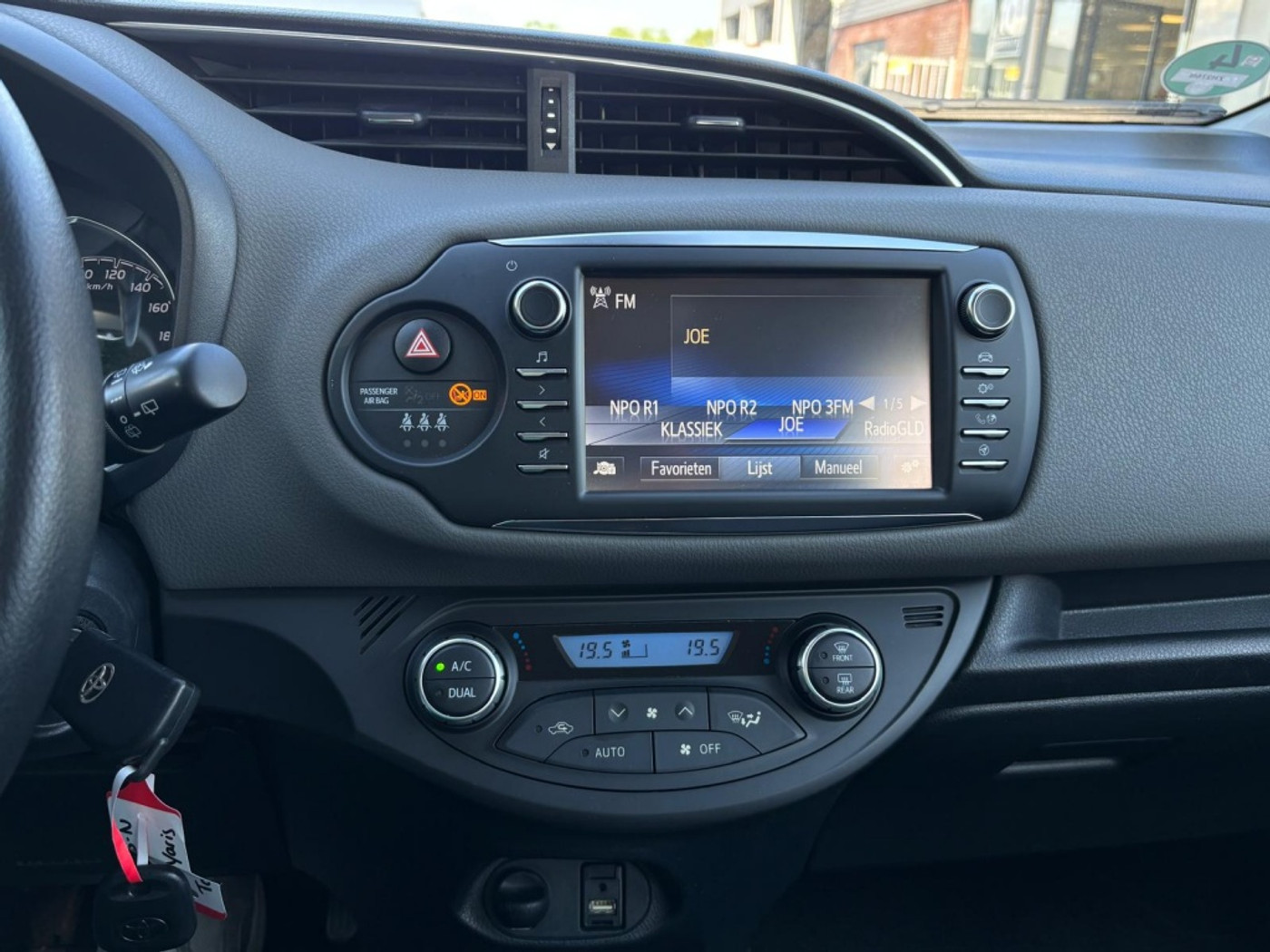 Foto van Toyota Toyota Yaris Hybrid