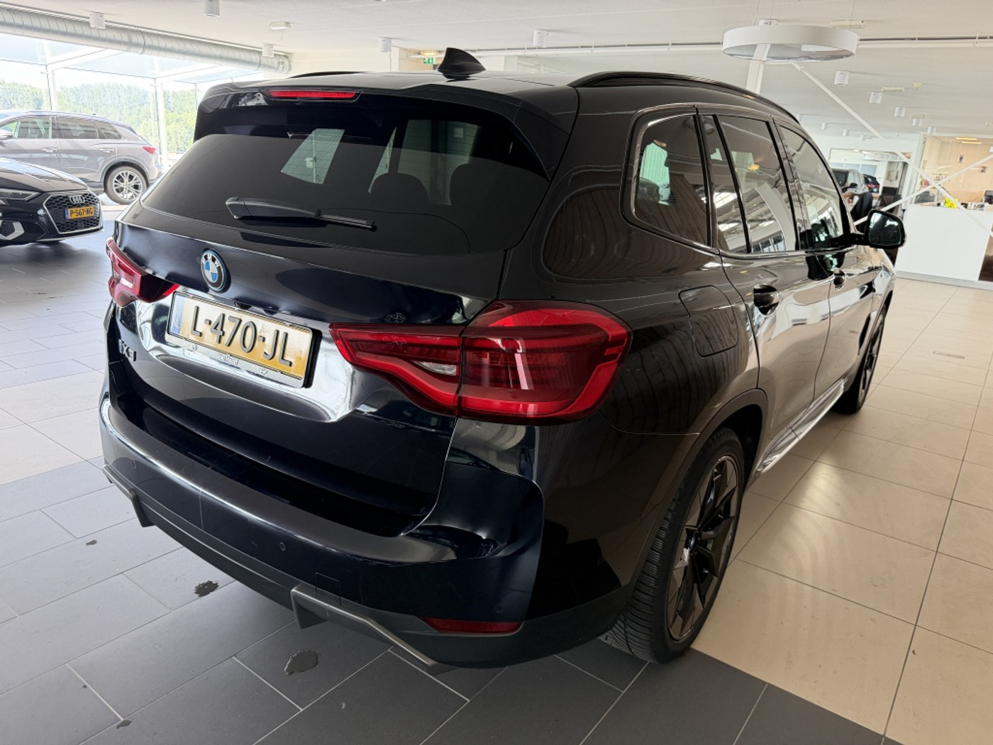 Foto van BMW Ix3