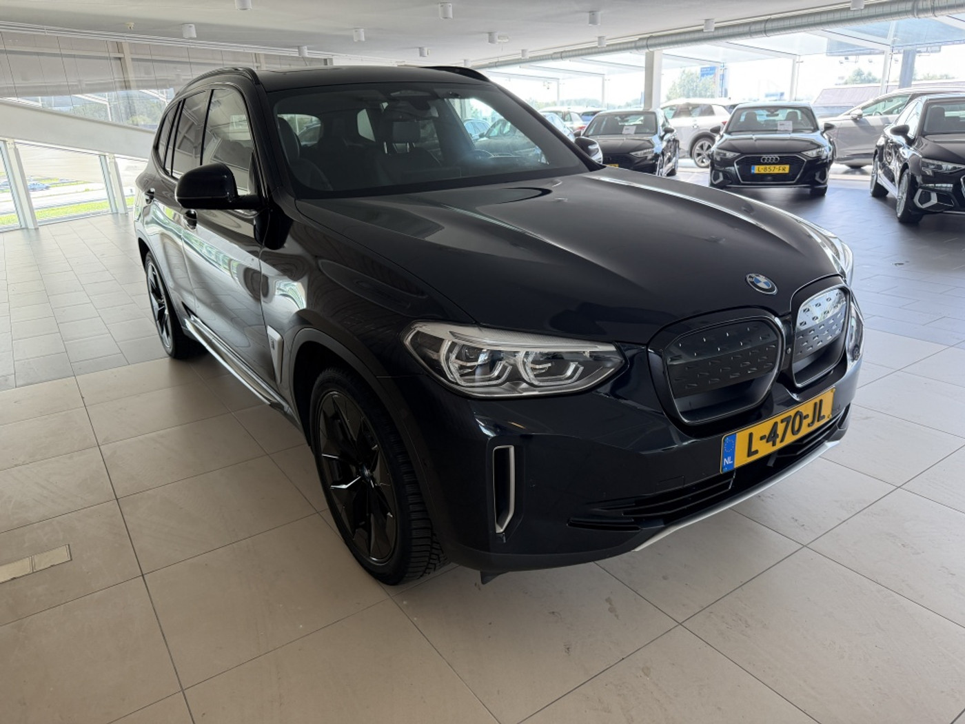 Foto van BMW Ix3