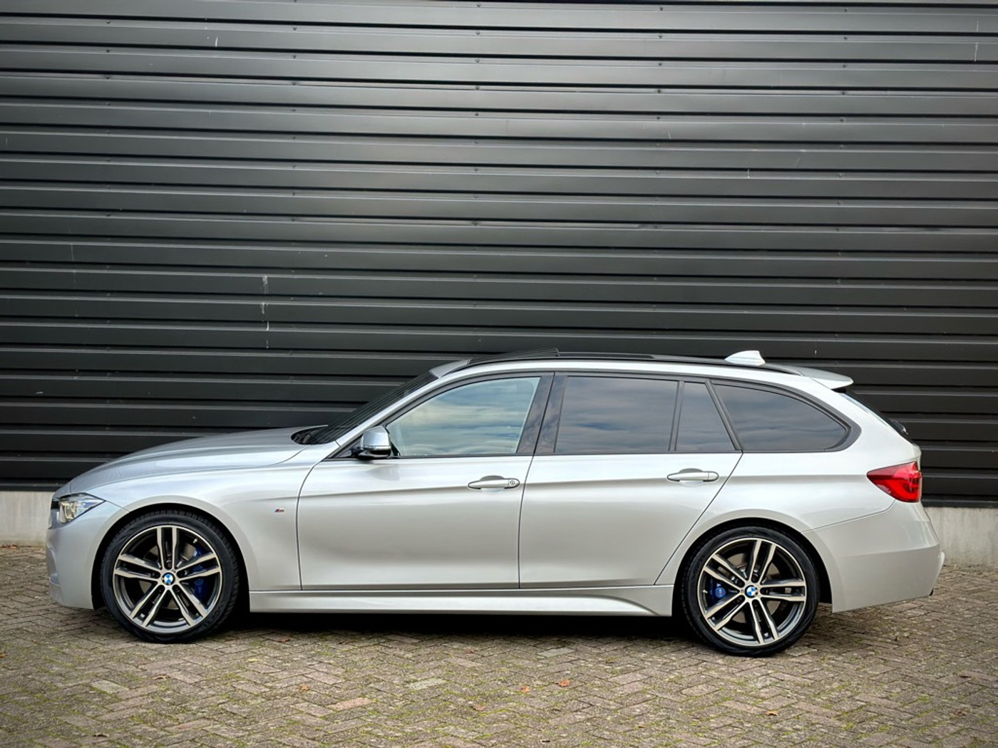 Foto van BMW 320i