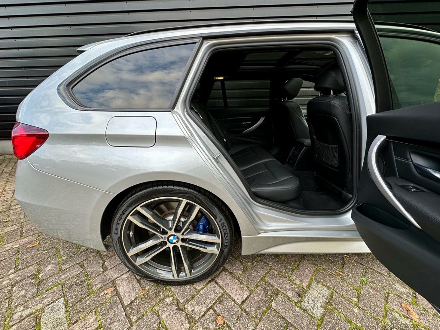 Foto van BMW 320i