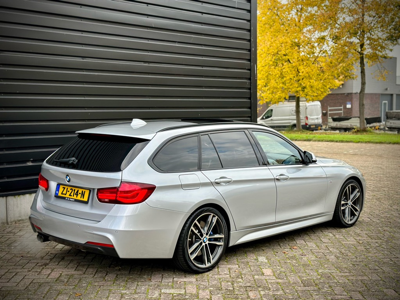 Foto van BMW 320i