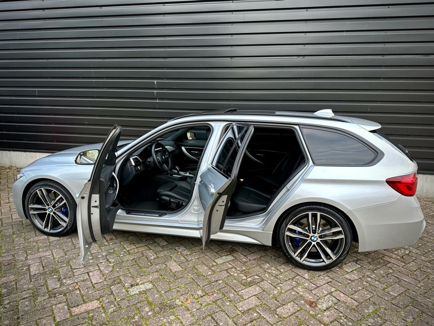 Foto van BMW 320i
